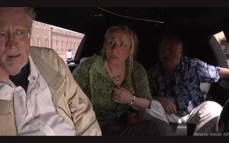 BB649A71-9CEF-4CC4-A2FF-078D48A49584